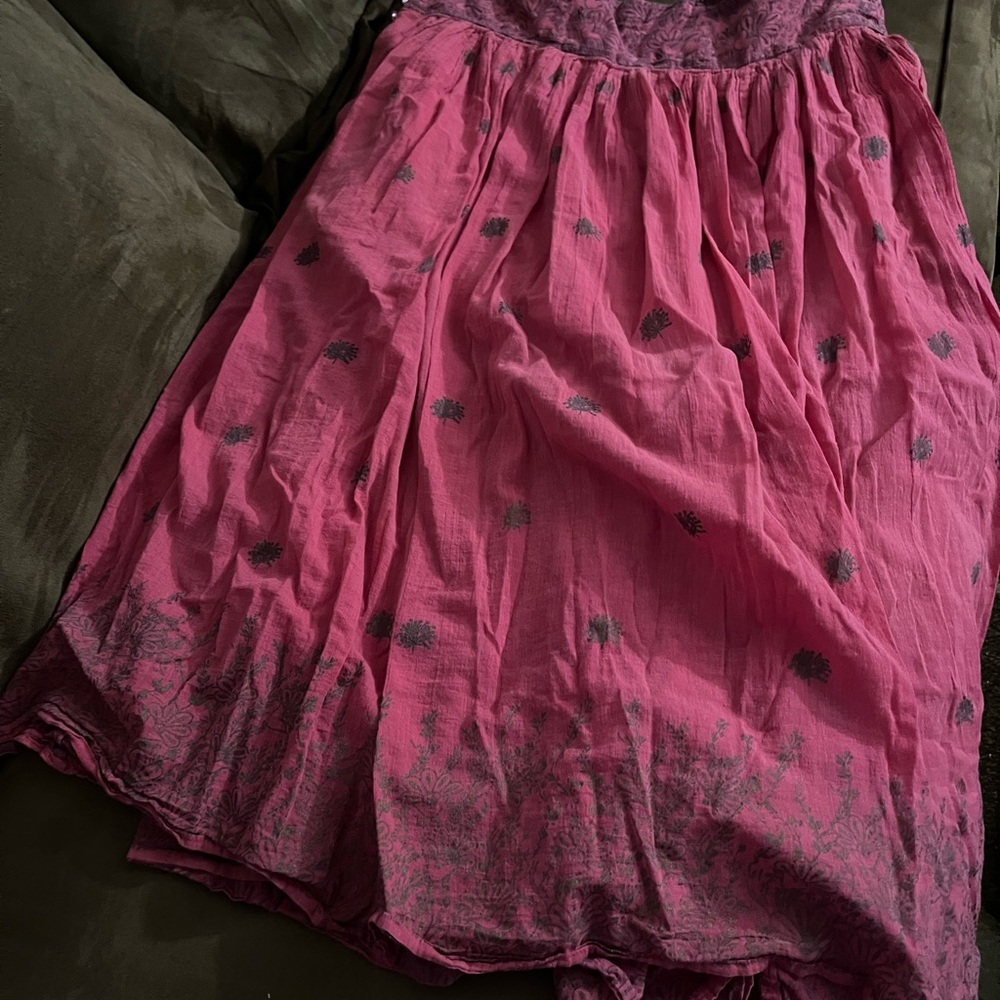 Elegant Pink Floral Skirt